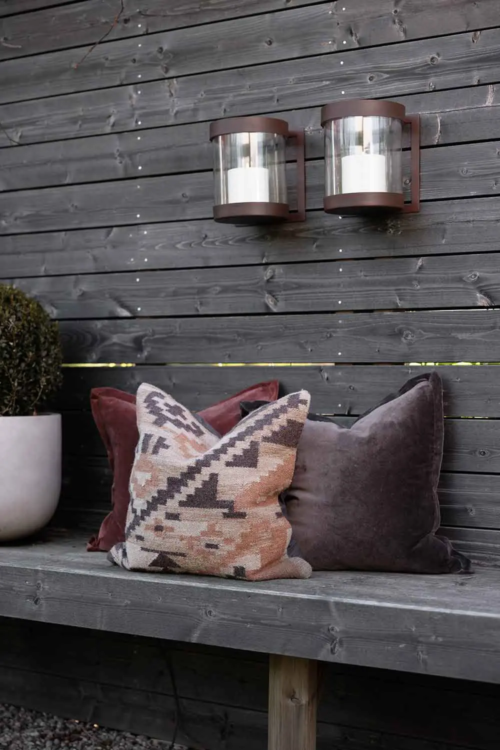 putetrekk-floyel-med-kant-lama-interior-249701_1800x1800