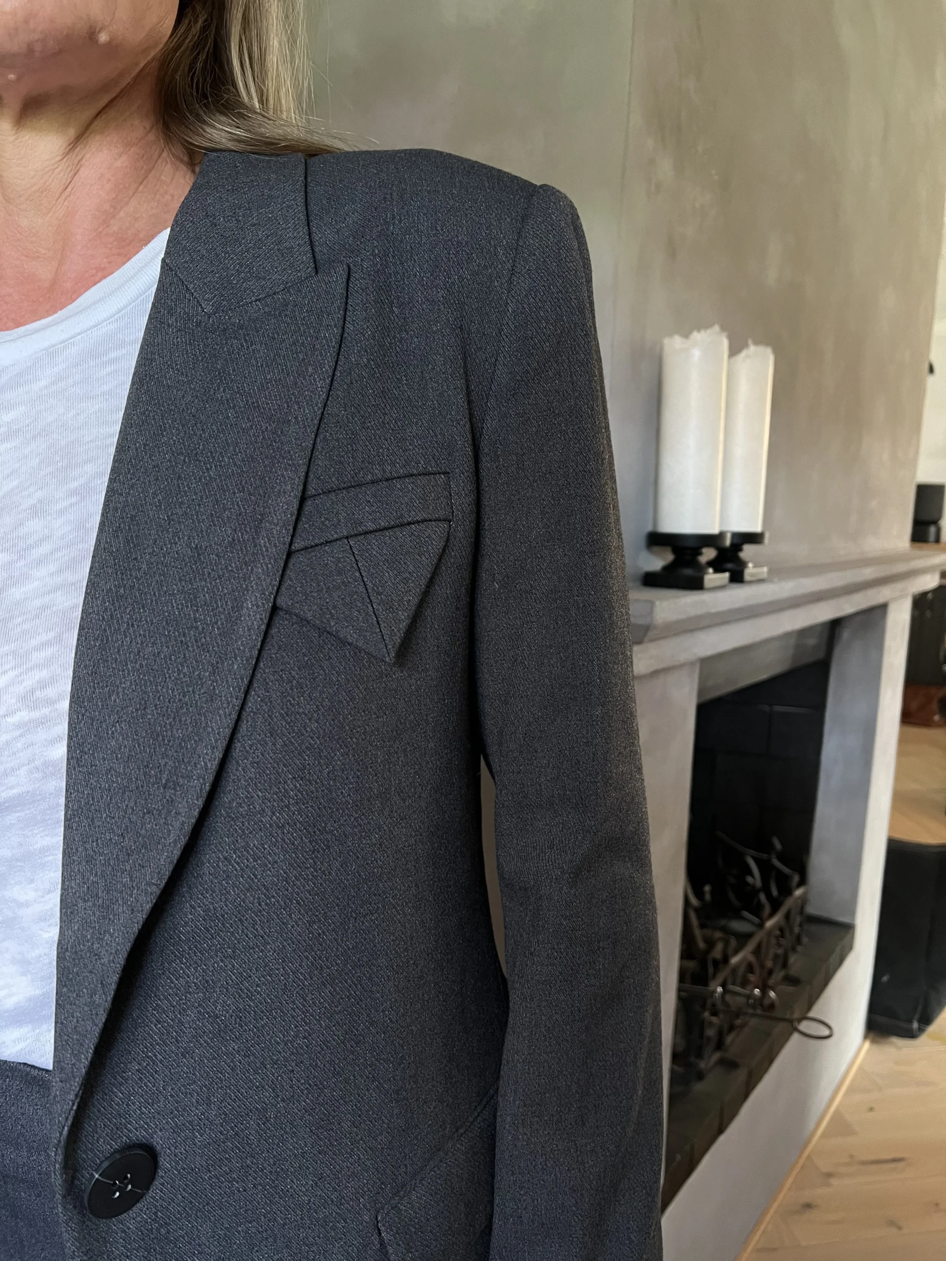 20230926_121925695_iOS-min