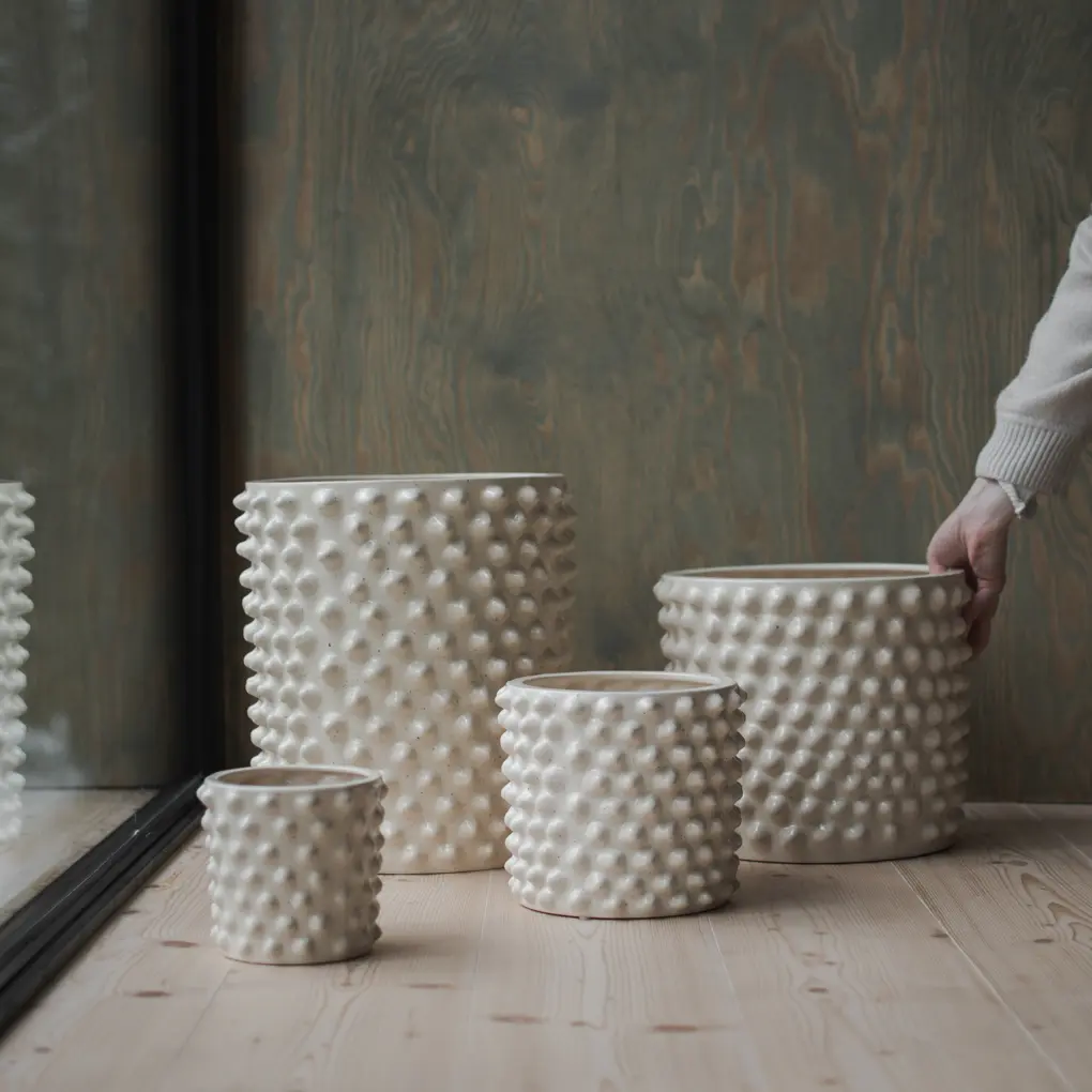 aw23_cloudy-vanilla_square-8