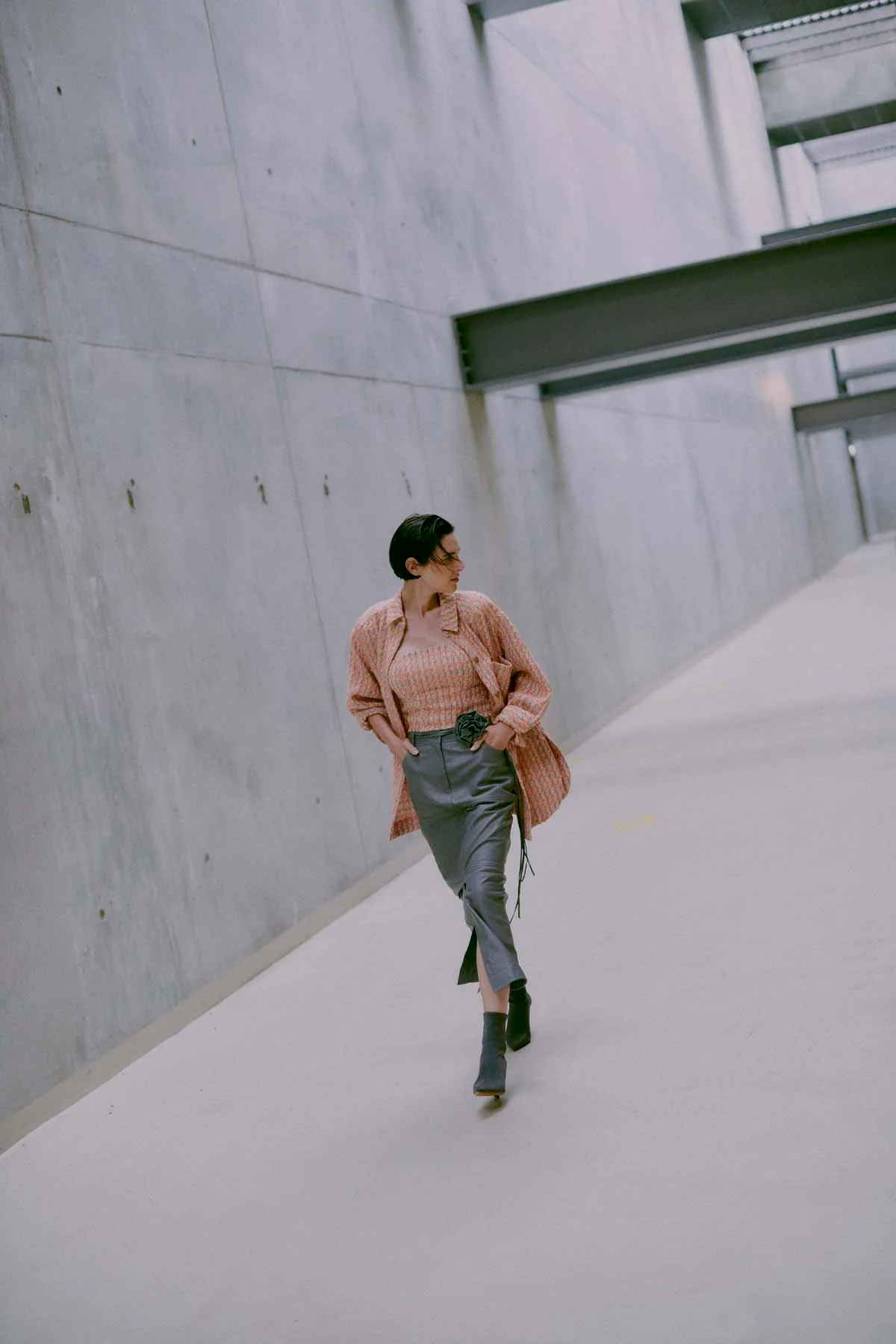 203735_8218_20CMRUBY-JACKET_20203714_8218_20CMRUBY-CORSAGE_20203583_9234_20CMROYAL-SKIRT_20203871_9234_20CMROYAL-ROSE_203_a2d665e1-39e2-465f-9312-ace92e3660d8_1296x