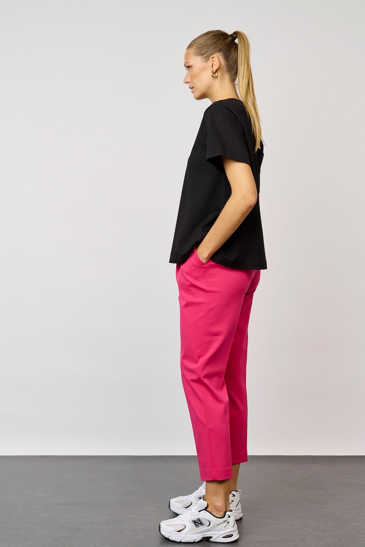 t-shirts-gomaye-dame-gmeline-t-shirt-black_3