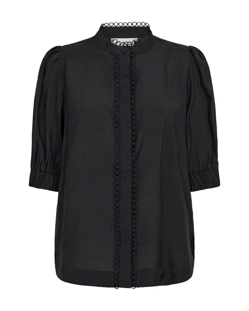 packshot_2_203946_1000_Front_1_CMMOLLY-SHIRT_20Black_1512x