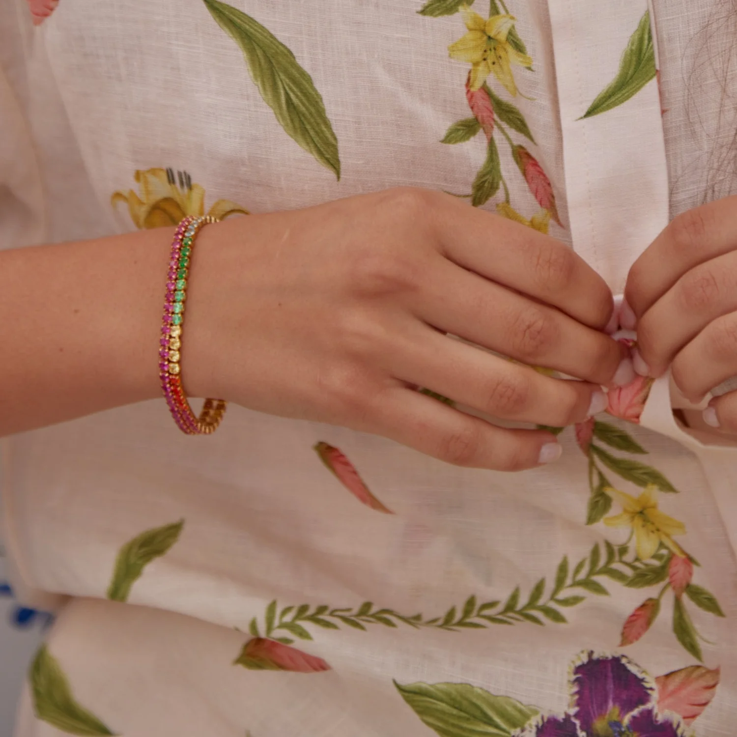 OreliaIbiza2000432_1500x1500.progressive