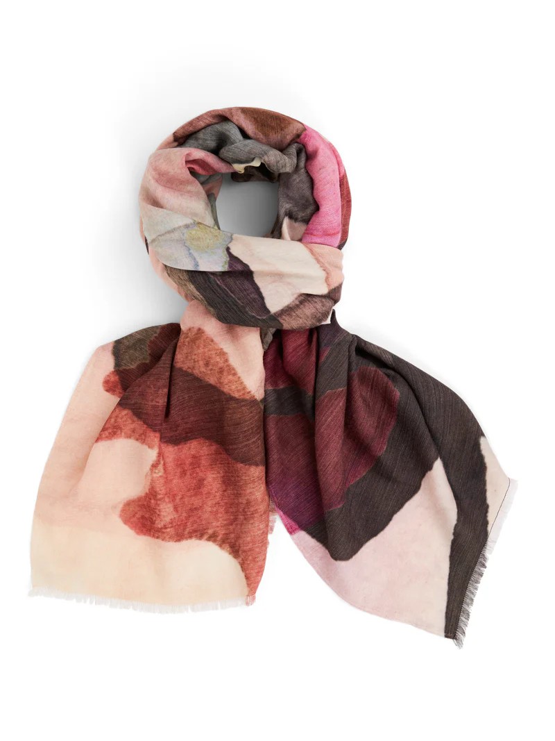 2430914TheRoseScarf_10Cashmere40Wool50Cotton_800x