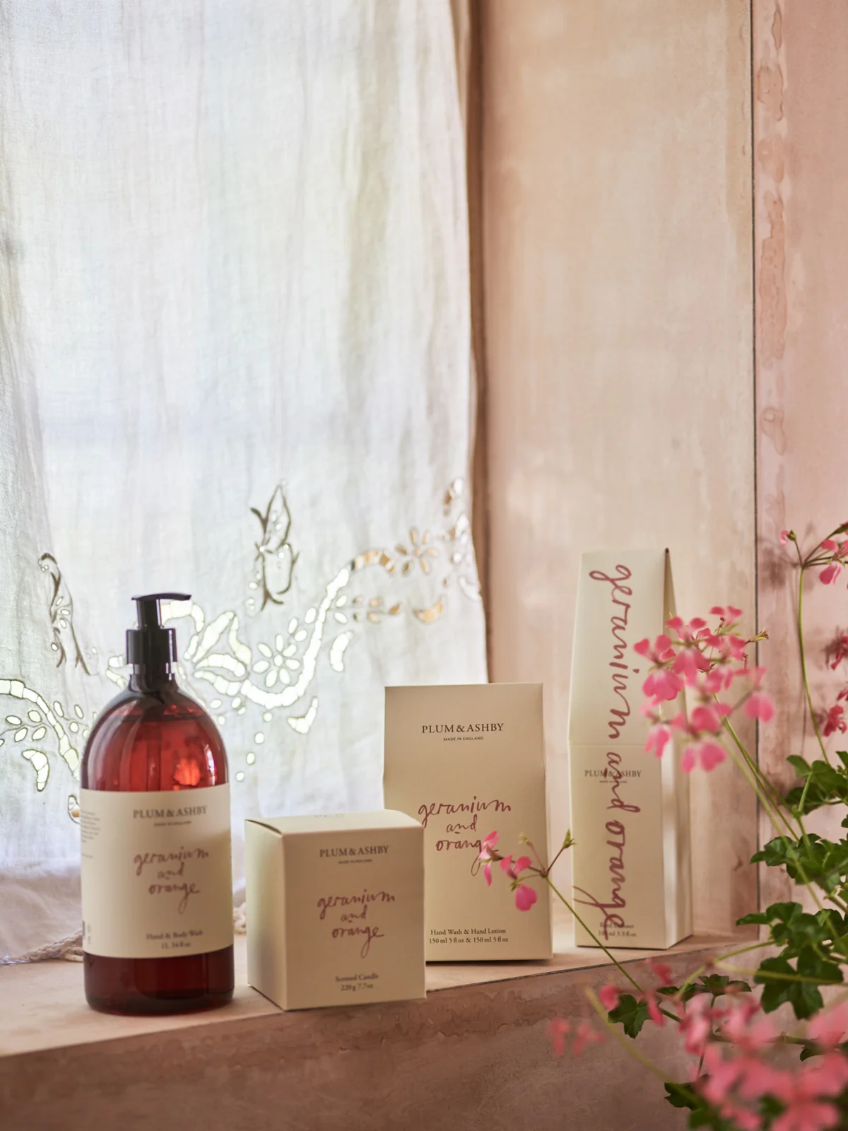 2021_07_19_Geranium_Orange_1049_1200x