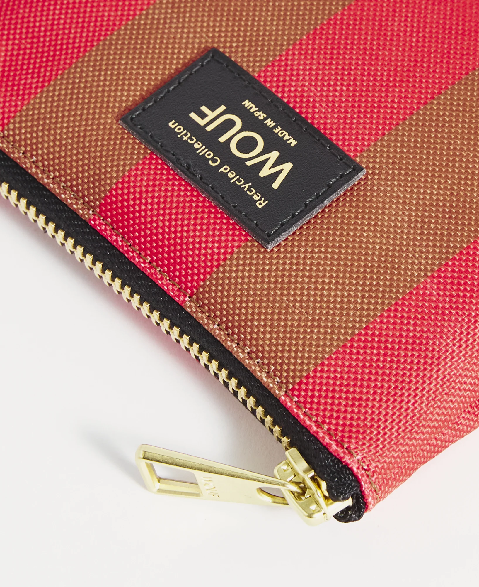 3-WOUF-MS240029-Small-Pouch-Pat