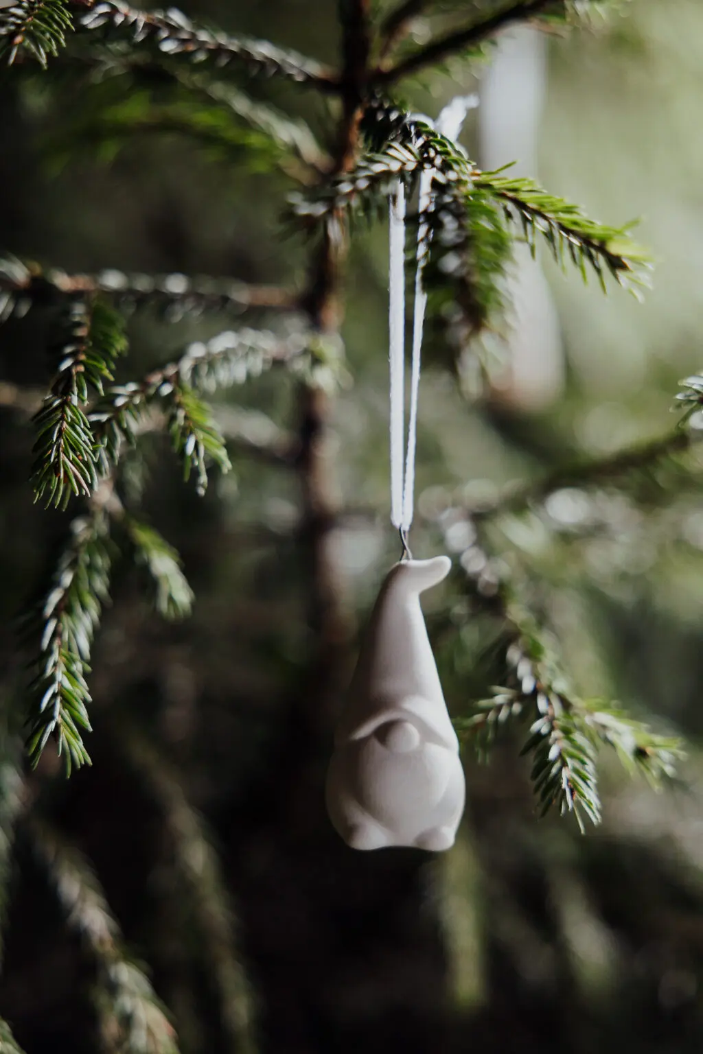 917137_malte_hange_dekoration_vit2-1024x1536