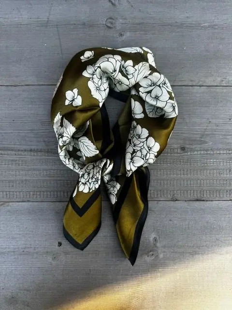 jpeg-optimizer_IMG_0217 skjerf grønn