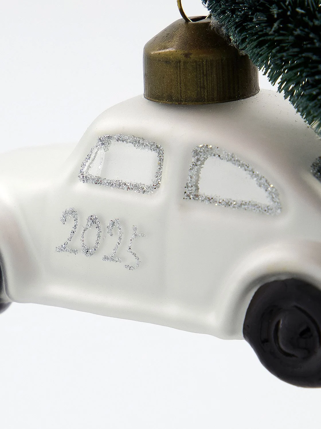 u_hd-206862185-hvit_251020_pa_2