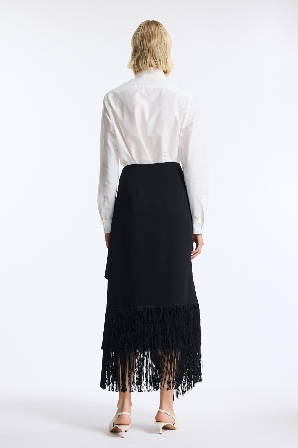 COVE-SKIRT_BLACK_6-e1764030709226