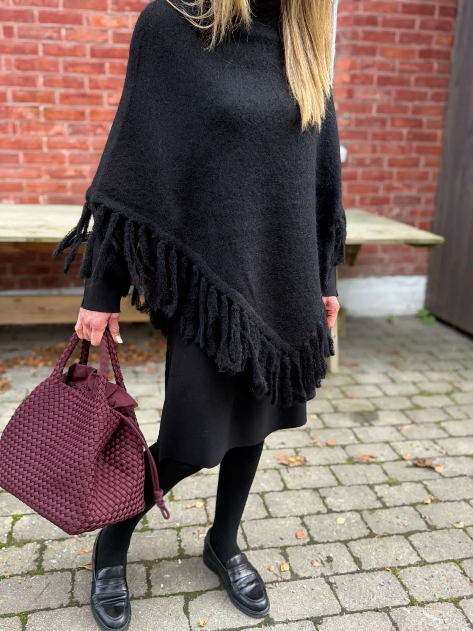 Caroline Poncho Black - Bilde 4